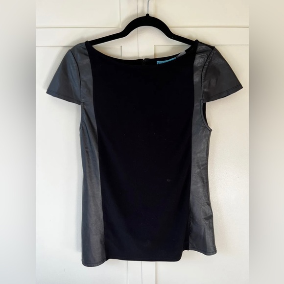 Alice and Olivia Black Top With‎ 100% Leather Size Large - Picture 1 of 16
